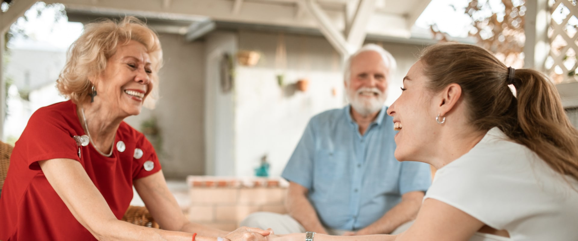 How Senior Living Communities Support a Comfortable Transition