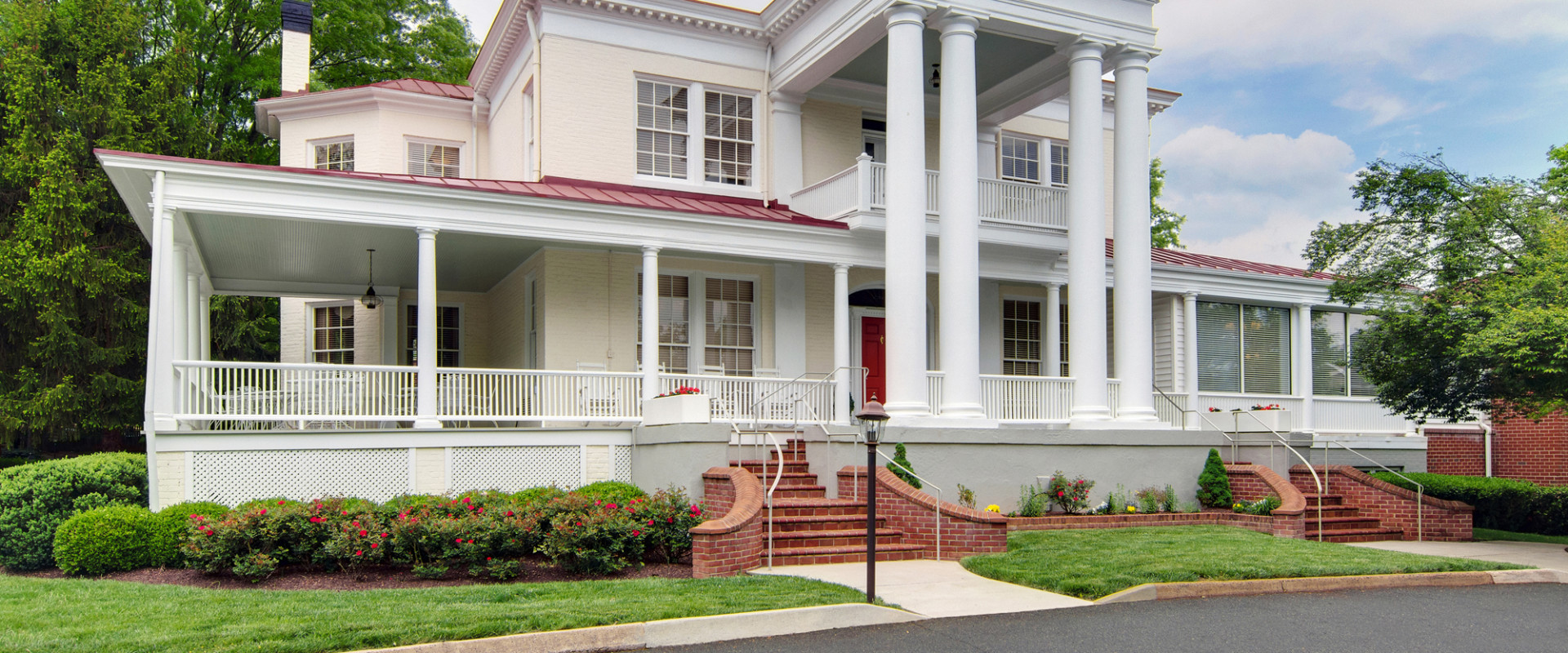 What Senior Living Communities In Charlottesville Should Look For In Professional Painters